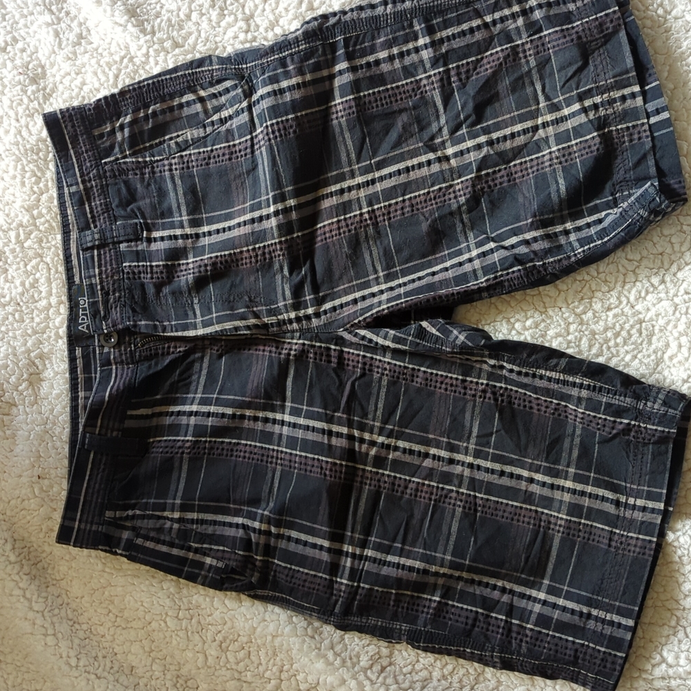 Apt. 9 casual plaid shorts